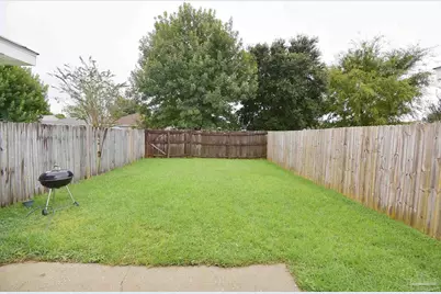 309 Loveland Cir, Pensacola, FL 32526 - Photo 14