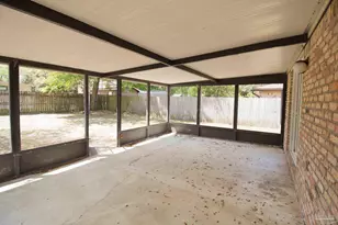 6945 Falcon Dr, Pensacola, FL 32526 - Photo 34