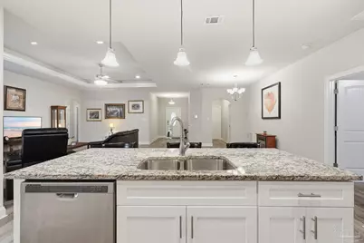 5835 Anderson Ln, Milton, FL 32570 - Photo 14