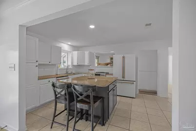 1044 Aquamarine Dr, Gulf Breeze, FL 32563 - Photo 24
