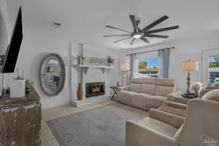 1044 Aquamarine Dr, Gulf Breeze, FL 32563 - Photo 32