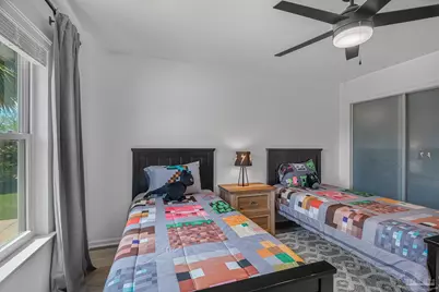 1044 Aquamarine Dr, Gulf Breeze, FL 32563 - Photo 42