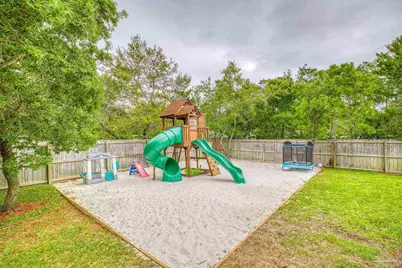 3202 Cornell Dr, Gulf Breeze, FL 32563 - Photo 2