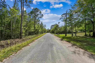 Tanbark Dr, Milton, FL 32583 - Photo 16