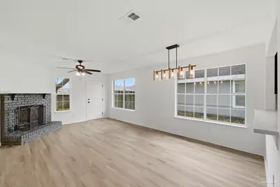 811 Boulevard De Lorleans, Mary Esther, FL 32569 - Photo 12
