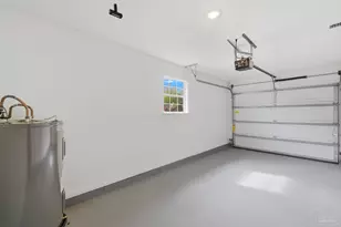 811 Boulevard De L'Orleans, Mary Esther, FL 32569 - Photo 32