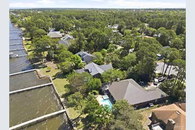 2748 Sunrunner Ln, Gulf Breeze, FL 32563 - Photo 62