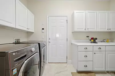 2748 Sunrunner Ln, Gulf Breeze, FL 32563 - Photo 24