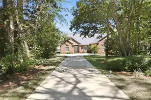 2748 Sunrunner Ln, Gulf Breeze, FL 32563 - Photo 2