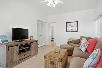 2748 Sunrunner Ln, Gulf Breeze, FL 32563 - Photo 20