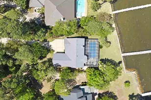 2748 Sunrunner Ln, Gulf Breeze, FL 32563 - Photo 52