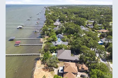 2748 Sunrunner Ln, Gulf Breeze, FL 32563 - Photo 64