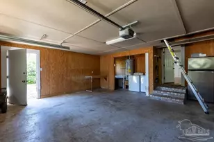 2125 Bainbridge Ave, Pensacola, FL 32507 - Photo 22