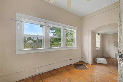 2410 N Tarragona St, Pensacola, FL 32503 - Photo 12