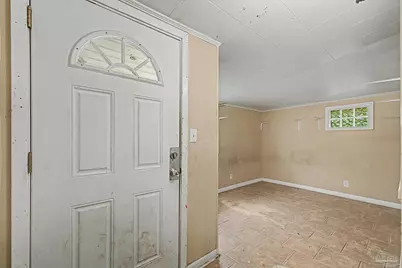 2410 N Tarragona St, Pensacola, FL 32503 - Photo 2