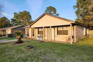 832 Amberwood Dr, Pensacola, FL 32506 - Photo 2