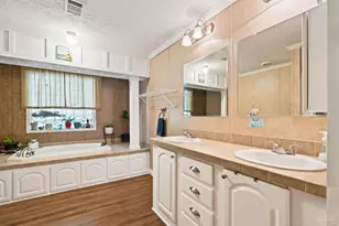 1002 Mills Ave, Pensacola, FL 32507 - Photo 16