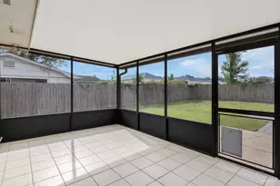 2325 Merle Cir, Pensacola, FL 32526 - Photo 40