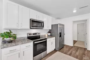 3869 James Stovall St, Pensacola, FL 32526 - Photo 12