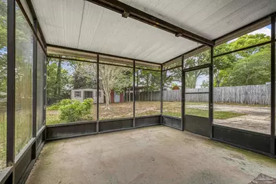 2911 Baronne St, Pensacola, FL 32526 - Photo 36
