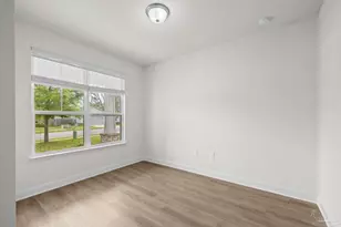 467 Marquis Wy, Freeport, FL 32439 - Photo 4