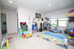 6376 Burrow Ln, Pensacola, FL 32526 - Photo 10