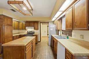 934 Springmier Pl, Pensacola, FL 32514 - Photo 10