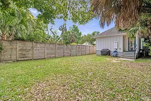 418 W Gadsden St, Pensacola, FL 32501 - Photo 20