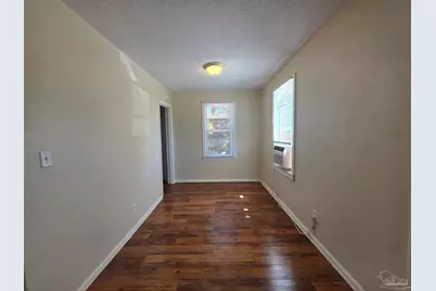 203 SE Syrcle Dr, Pensacola, FL 32507 - Photo 6