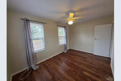 203 SE Syrcle Dr, Pensacola, FL 32507 - Photo 10