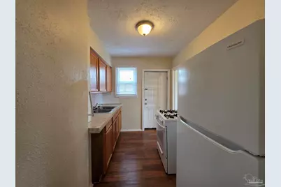 203 SE Syrcle Dr, Pensacola, FL 32507 - Photo 8