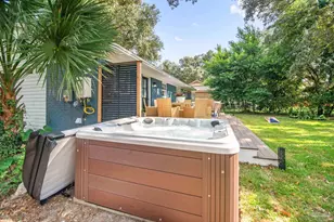 444 York St, Gulf Breeze, FL 32561 - Photo 52