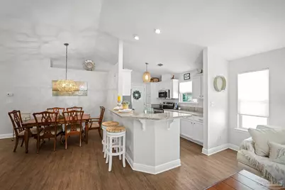 5912 N Bay Point Dr, Pensacola, FL 32507 - Photo 10