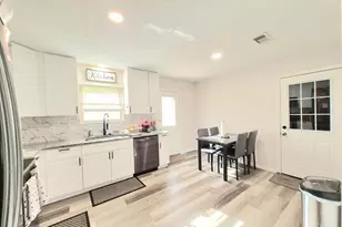 5441 Gwen Ln, Pace, FL 32571 - Photo 6