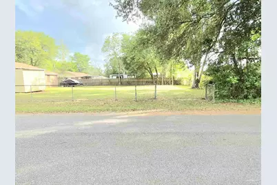 5441 Gwen Ln, Pace, FL 32571 - Photo 2