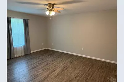 5553 Riviera Dr, Milton, FL 32583 - Photo 10