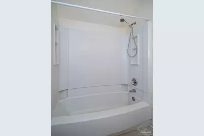 5001 Grande Dr #1422, Pensacola, FL 32504 - Photo 10