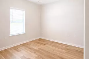 2613 N H St, Pensacola, FL 32501 - Photo 8