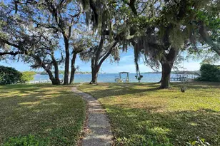 4156 Beach Dr, Niceville, FL 32578 - Photo 12