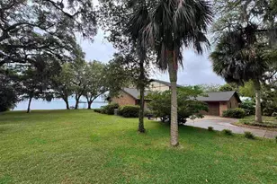 4156 Beach Dr, Niceville, FL 32578 - Photo 2