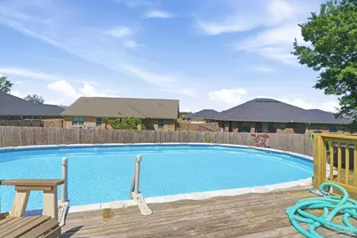 6090 Winchester Cir, Milton, FL 32570 - Photo 32