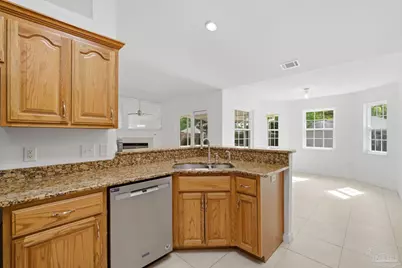 5980 Grandview Dr, Milton, FL 32570 - Photo 14
