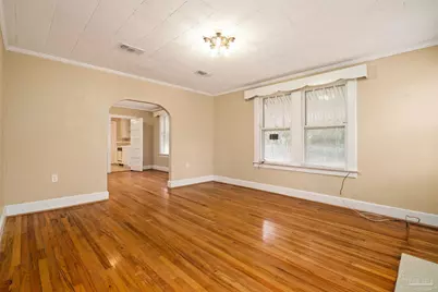 1707 E Bobe St, Pensacola, FL 32503 - Photo 4