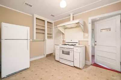 1707 E Bobe St, Pensacola, FL 32503 - Photo 8