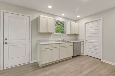 1008 W La Rua St, Pensacola, FL 32501 - Photo 12