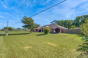 5092 E Spencer Field Rd, Pace, FL 32571 - Photo 2