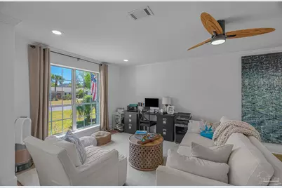 124 Norwich Dr, Gulf Breeze, FL 32561 - Photo 8