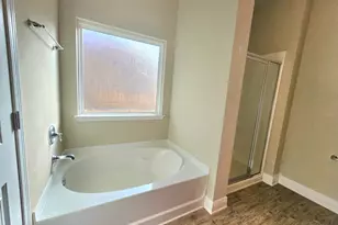 8609 Bucklebury Dr, Pensacola, FL 32507 - Photo 12