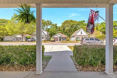 1116 Sweetbriar St, Cantonment, FL 32533 - Photo 10