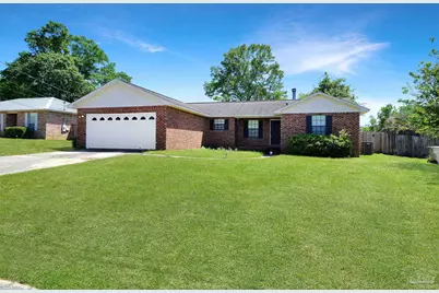 323 Twisted Oak Dr, Cantonment, FL 32533 - Photo 1